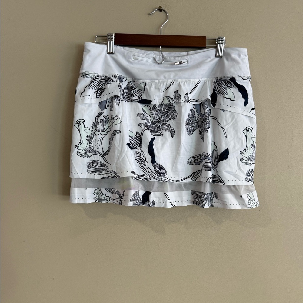 Athleta Gray Skorts Lightweight Athletic Wear - Picture 8 of 9